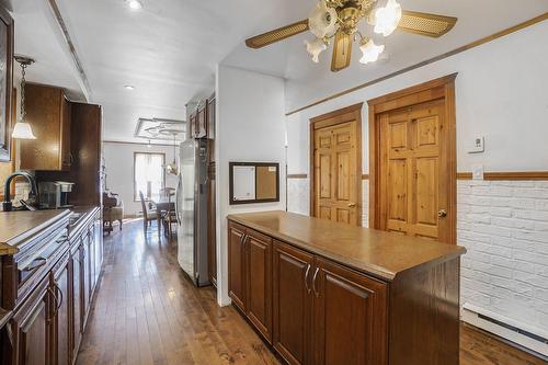 Cuisine - 2043 Av. Pierre, Mascouche, QC - Indoor Photo Showing Kitchen