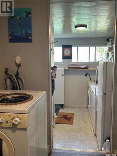 127 3Rd Avenue, Young, SK - Indoor Photo Showing Laundry Room