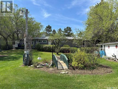 127 3Rd Avenue, Young, SK - Outdoor