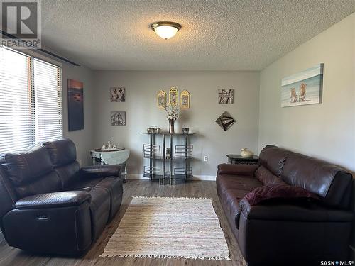 127 3Rd Avenue, Young, SK - Indoor Photo Showing Living Room