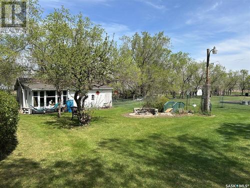 127 3Rd Avenue, Young, SK - Outdoor