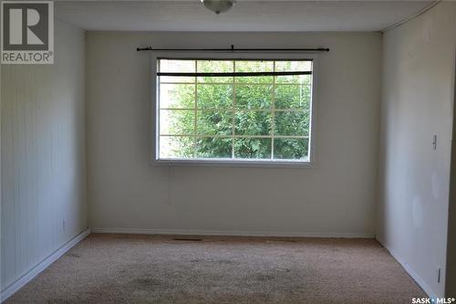 207 3Rd Avenue W, Kindersley, SK - Indoor Photo Showing Other Room