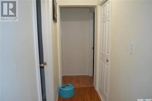 207 3Rd Avenue W, Kindersley, SK - Indoor