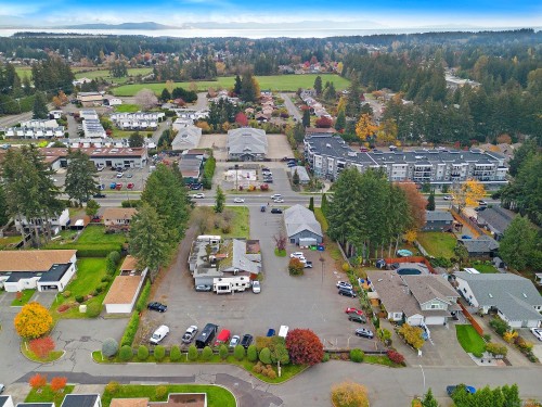 651 Anderton Rd, Comox, BC 