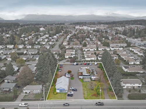 651 Anderton Rd, Comox, BC 