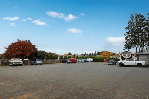 651 Anderton Rd, Comox, BC 