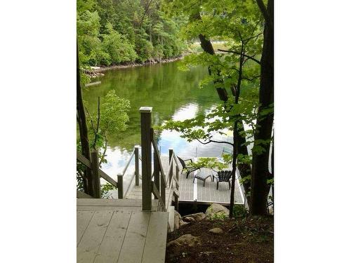 Bord de l'eau - 23 Ch. Du Rivage, Austin, QC - Outdoor With Body Of Water