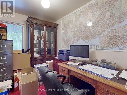 22 Ratcliff Road, Whitchurch-Stouffville, ON - Indoor Photo Showing Office