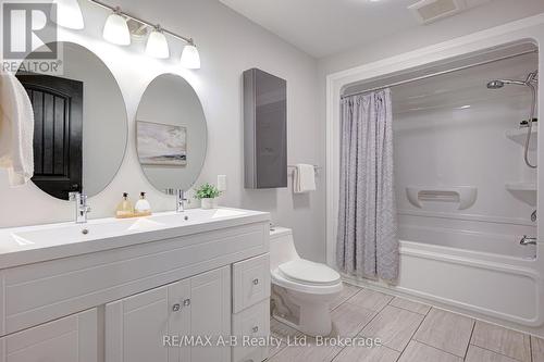 197 Trafalgar Street N, West Perth (Mitchell), ON - Indoor Photo Showing Bathroom