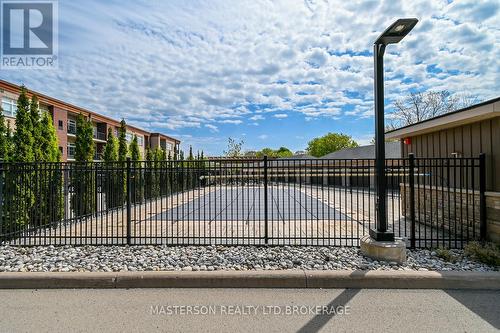 Inground Pool - 203 - 4644 Pettit Avenue, Niagara Falls (Morrison), ON - Outdoor