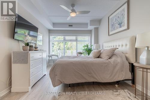Master Bedroom - 203 - 4644 Pettit Avenue, Niagara Falls (Morrison), ON - Indoor Photo Showing Bedroom