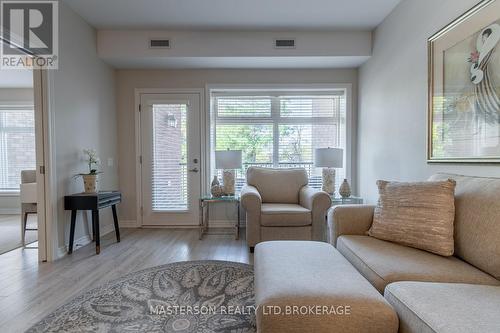 Living ROom - 203 - 4644 Pettit Avenue, Niagara Falls (Morrison), ON - Indoor Photo Showing Living Room