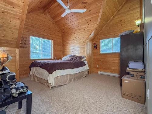 67 Hilltop Crescent, Onanole, MB - Indoor Photo Showing Bedroom