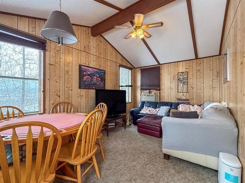 67 Hilltop Crescent, Onanole, MB - Indoor Photo Showing Dining Room
