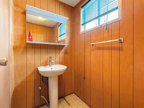 67 Hilltop Crescent, Onanole, MB - Indoor