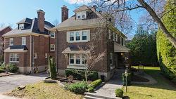 130 Av. Ballantyne N.  Montréal-Ouest, QC H4X 2B3