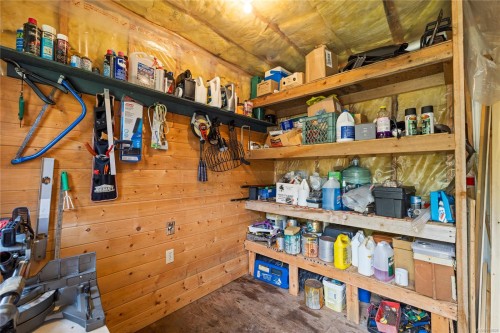 1082 Sixth Ave, Ucluelet, BC 