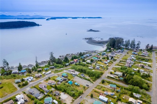 1082 Sixth Ave, Ucluelet, BC 