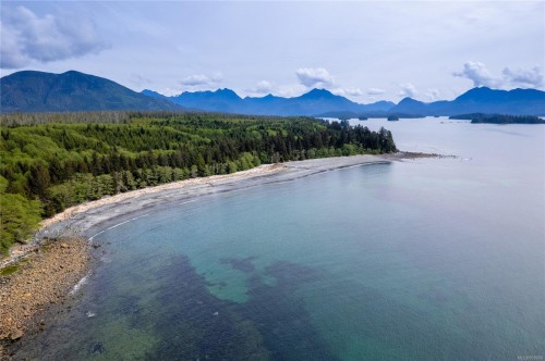 1082 Sixth Ave, Ucluelet, BC 