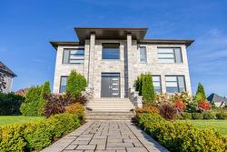 7730 Rue de Liverpool  Brossard, QC J4Y 0J6