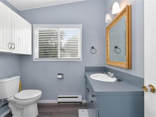 492 Dalton Dr, Mayne Island, BC 