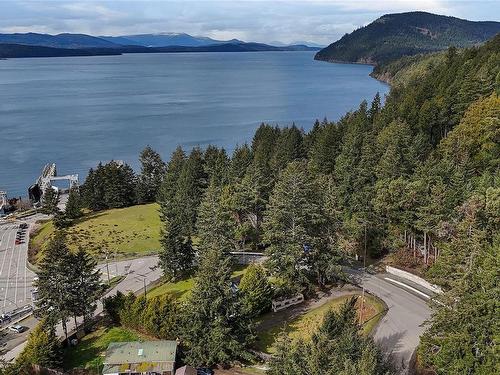 492 Dalton Dr, Mayne Island, BC 