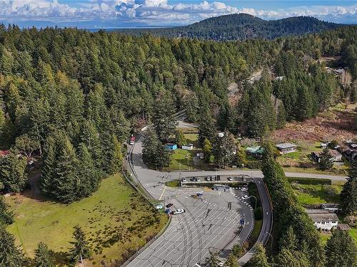 492 Dalton Dr, Mayne Island, BC 