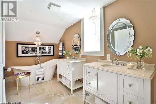 4197 Walkers Line, Burlington, ON 