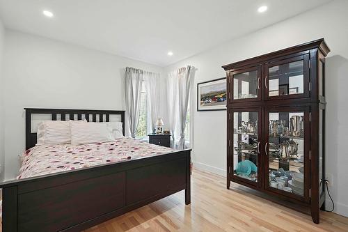 Chambre à coucher - 54 Ch. De La Perdrix, Val-Des-Lacs, QC - Indoor Photo Showing Bedroom