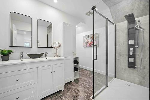 Salle de bains - 54 Ch. De La Perdrix, Val-Des-Lacs, QC - Indoor Photo Showing Bathroom