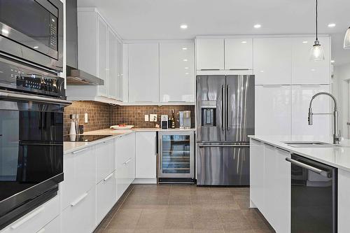 Cuisine - 54 Ch. De La Perdrix, Val-Des-Lacs, QC - Indoor Photo Showing Kitchen With Upgraded Kitchen