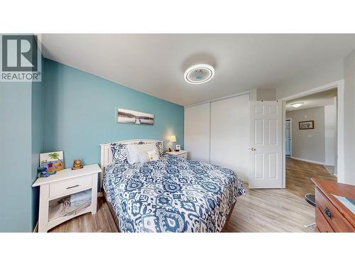 8302 68Th Avenue Unit# 303, Osoyoos, BC - Indoor Photo Showing Bedroom