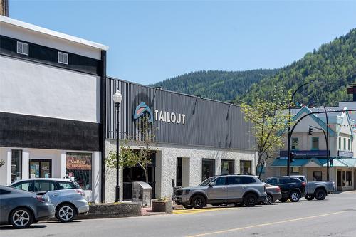 1163 Cedar Avenue, Trail, BC 