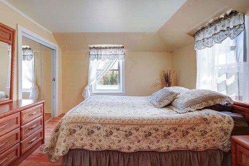 Chambre à coucher principale - 8829 Route 117 S., Rivière-Rouge, QC - Indoor Photo Showing Bedroom