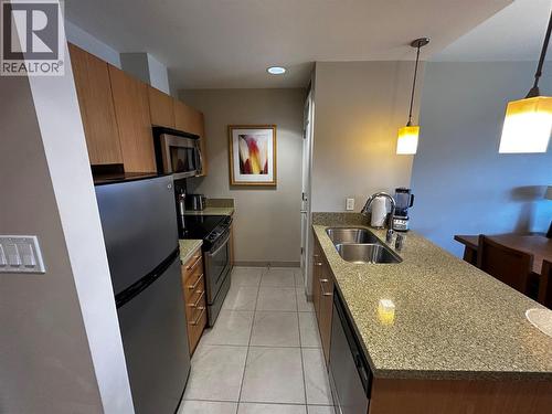 15 Park Place Place Unit# 341, Osoyoos, BC - Indoor Photo Showing Kitchen With Double Sink