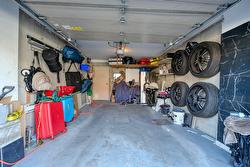 Garage - 