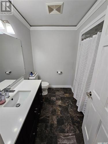 5 Souris Avenue, Redvers, SK - Indoor Photo Showing Bathroom