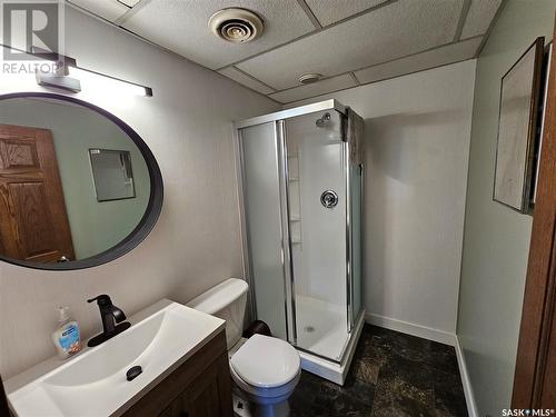 5 Souris Avenue, Redvers, SK - Indoor Photo Showing Bathroom