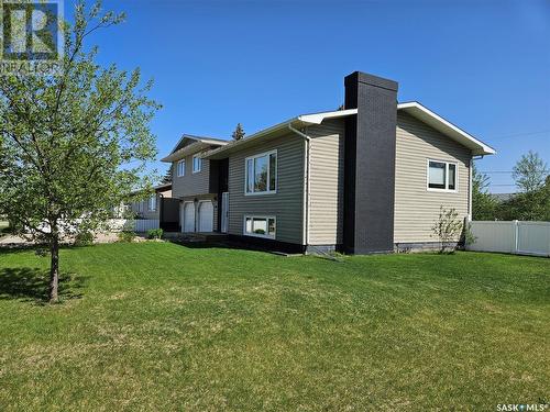 5 Souris Avenue, Redvers, SK - Outdoor