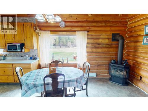 492 Yetta Road, Quesnel, BC - Indoor Photo Showing Dining Room
