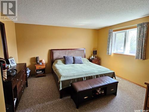 115 Carson Bay, Lampman, SK - Indoor Photo Showing Bedroom