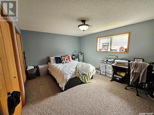 115 Carson Bay, Lampman, SK - Indoor Photo Showing Bedroom