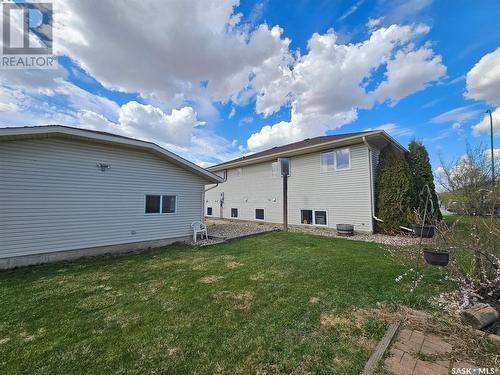 115 Carson Bay, Lampman, SK - Outdoor