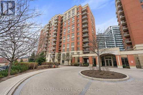 906 - 73 KING WILLIAM CRESCENT  Richmond Hill, ON L4B 0C2