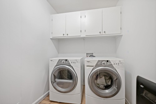 Salle de lavage - 263  - 265 Ch. Brousseau, Labelle, QC - Indoor Photo Showing Laundry Room