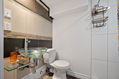 Salle de bains - 263  - 265 Ch. Brousseau, Labelle, QC - Indoor Photo Showing Bathroom