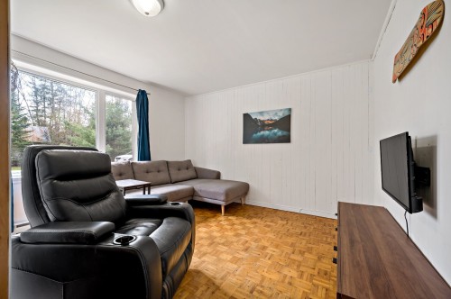 Salon - 263  - 265 Ch. Brousseau, Labelle, QC - Indoor Photo Showing Living Room