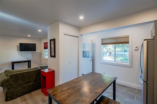 1810 First Street, Fruitvale, BC - Indoor