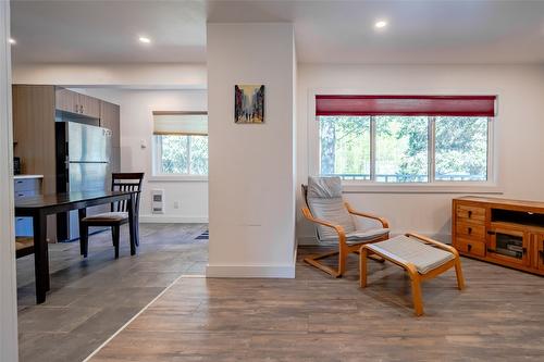 1810 First Street, Fruitvale, BC - Indoor