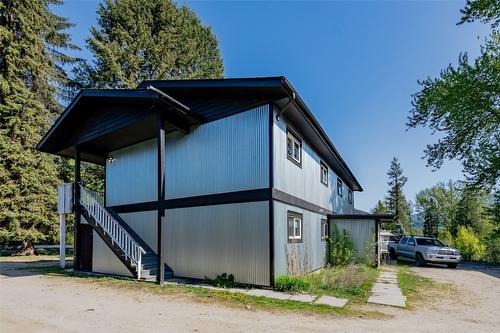 1810 First Street, Fruitvale, BC - Outdoor With Exterior
